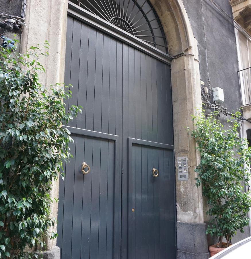 Elegante Appartamento Centro Storico Catania Ngoại thất bức ảnh
